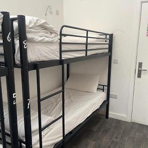 Dormitory Room Mixed